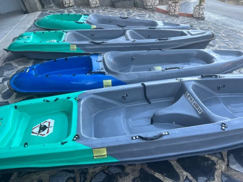KAYAKS EXCELLENT ETAT 2 PLACES et 1 PLACE