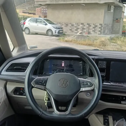 Volkswagen multivane 2024 T7
