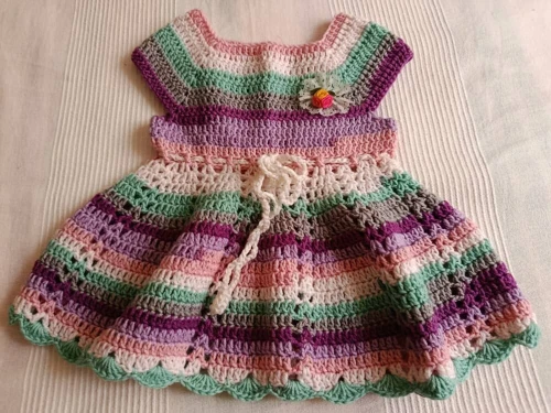 robe bébé au crochet