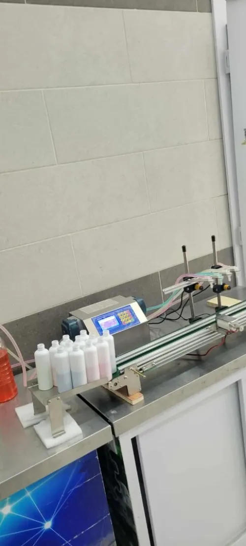 Machine de Contrôle Liquide 4 Becs avec Tapis