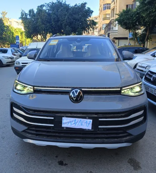 Volkswagen Tahru 2025 Tharu