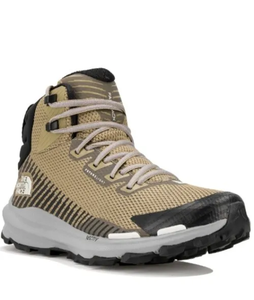 Chaussure de marche et de rendonnee