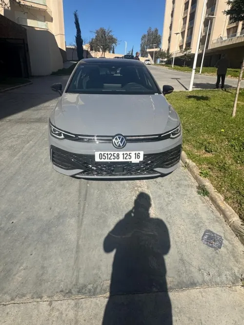 Volkswagen Golf r 8.5 2025 