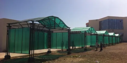 Abris Bus abris véhicules en polyacarbonate مواقف الحافلات + مواقف السيارات