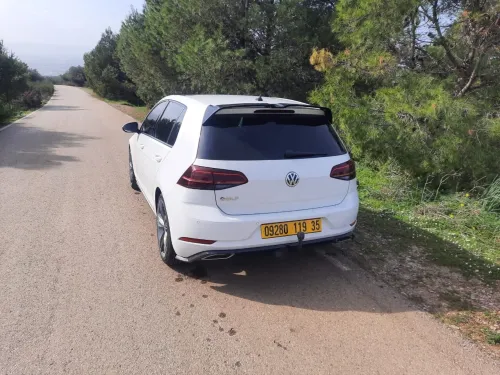Volkswagen Golf 7 2019 Confortline