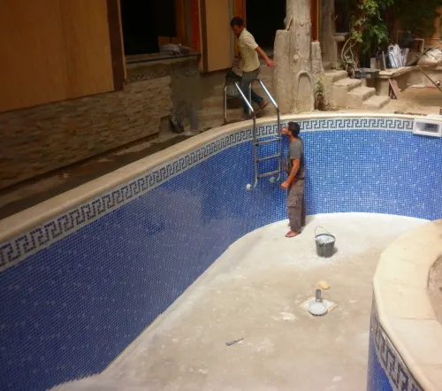 construction de piscine بناء المسابح