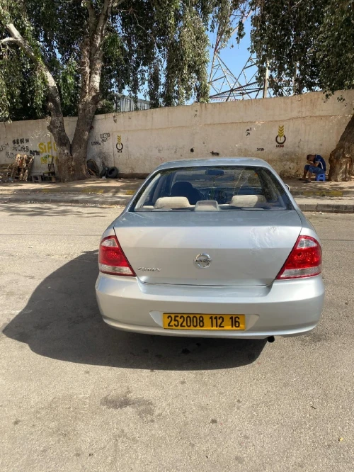 Nissan Sunny 2012 