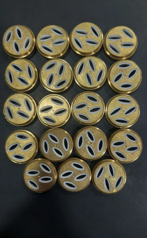 Confection sur mesure de tout types de moule pastilles filière bronze inox machine pâte alimentaire