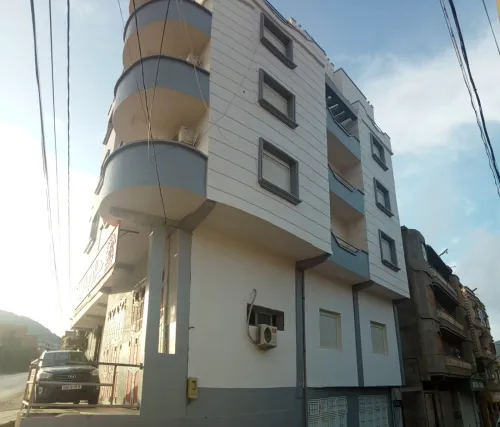 Location vacances Appartement F3 Skikda Collo
