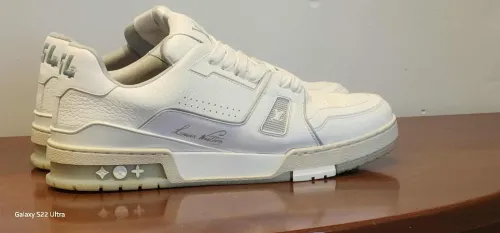 LOUIS VUITTON LV TRAINERS ORIGINAL