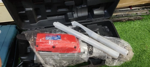 Marteau piqueur Bosch 3600 w