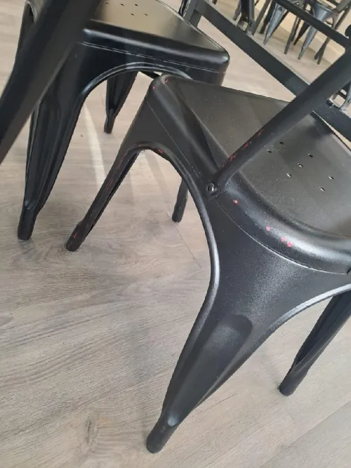 Chaises en affaire