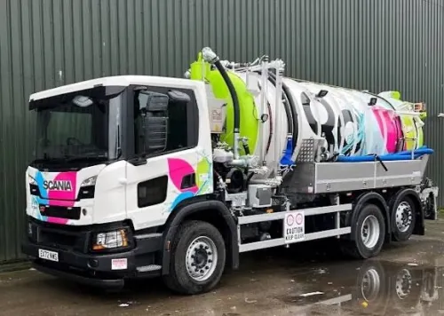 Camion vidange debouchage canalisation vidange fosse nettoyage regard