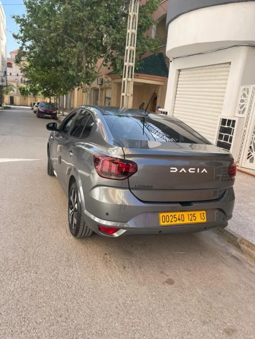 Dacia Logan 2025 Extreme