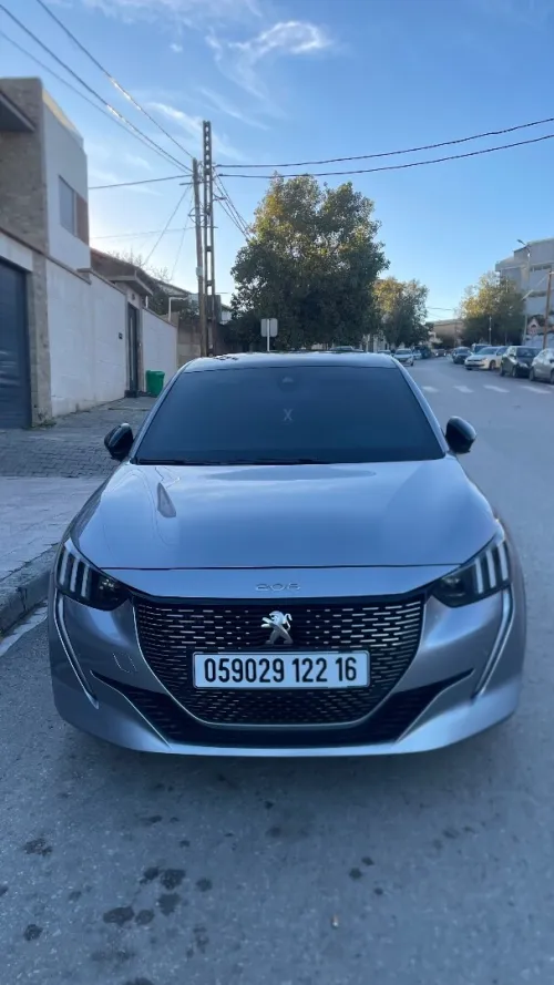 Peugeot 208 2022 GTi