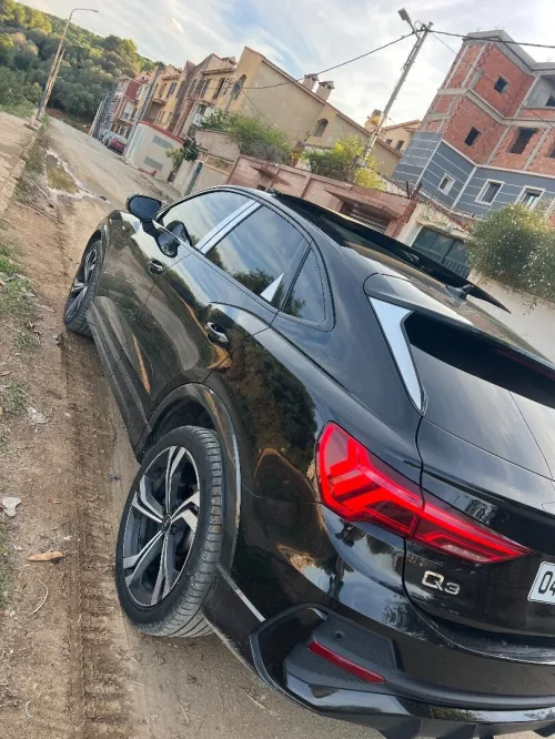 Audi Q3 2021 Sline