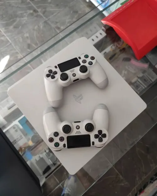 Playstation 4 Slim