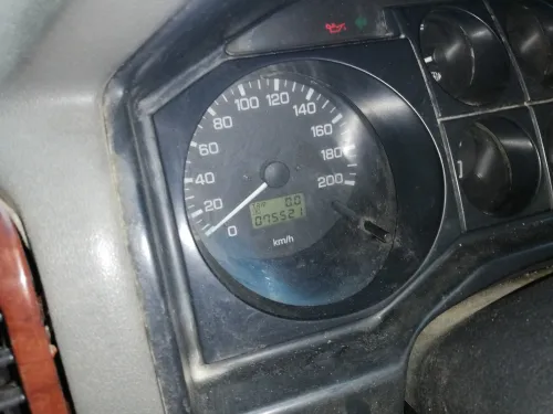 Mitsubishi Montero  5 places 2003 