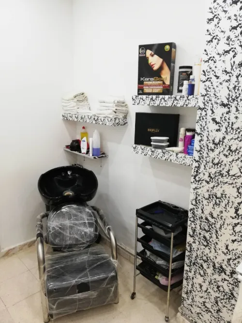 Meteriel salon de coiffure dames 