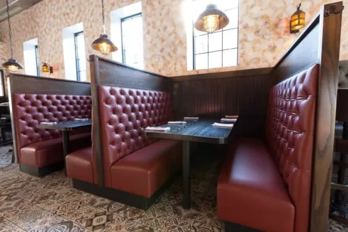 renavation restaurant salon et fauteille