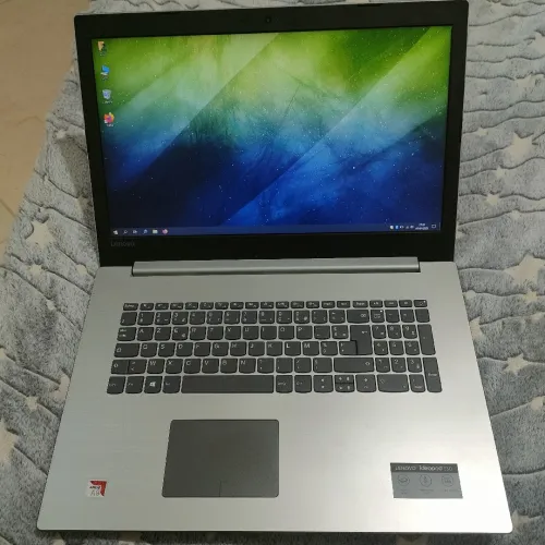 Lenovo IdeaPad 330 AMD A9 