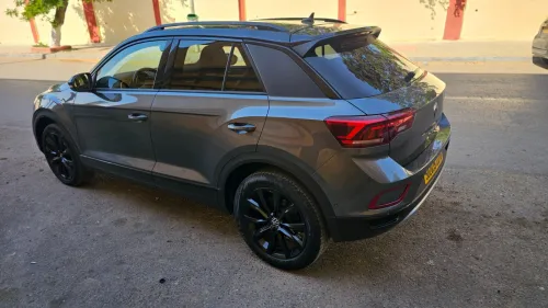 Volkswagen T-Roc 2023 Black edition