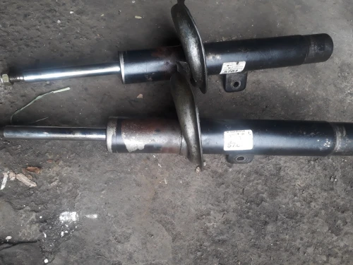 alternateur Demi moteur 1.4 amortisseur  cardan 206 vilbrequin injecteur 1.4 hdi tdci poulie