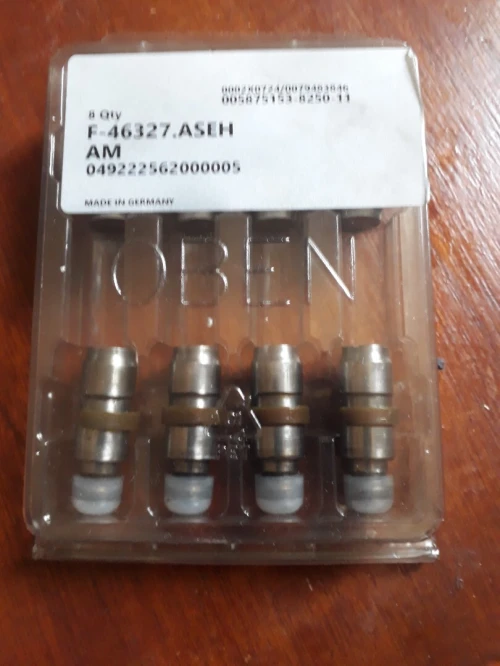 piston 1.4 hdi poussoir hydraulique 1.4 /1.6 hdi couvercle et joint pompe peugoet citroen1.4 essence