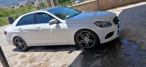 Mercedes Classe E 2014 AVANTGARDE Pack AMG