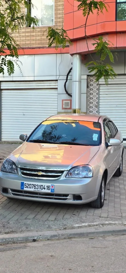Chevrolet Optra 4 portes 2004 Optra 4 portes