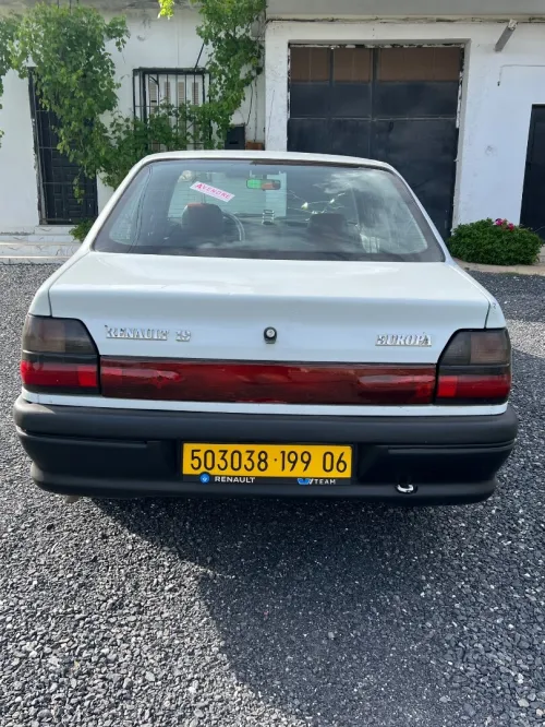 Renault R19 1999 Chamad