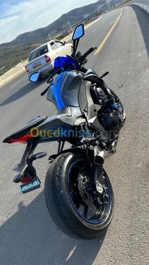 Z1000 robot r Kawasaki 2018