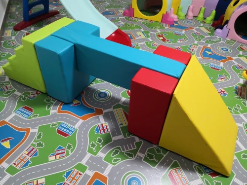 Parcours de psychomotricité pour enfants / modules en mousse