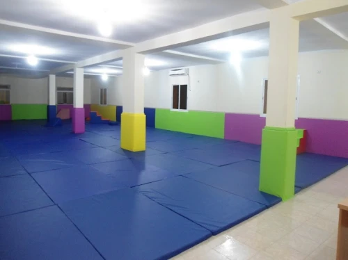 Parcours de psychomotricité pour enfants / modules en mousse