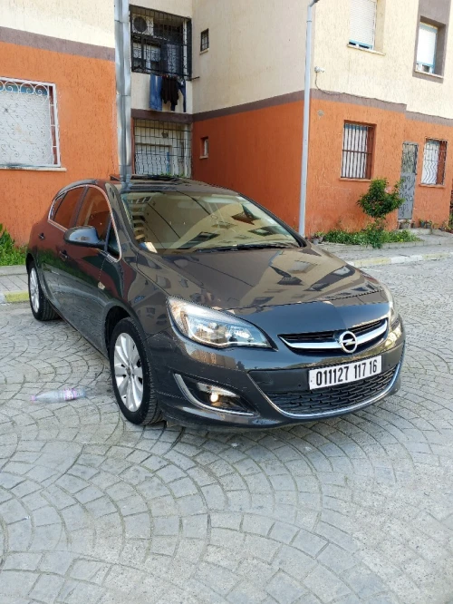 Opel Astra 2017 COSMO