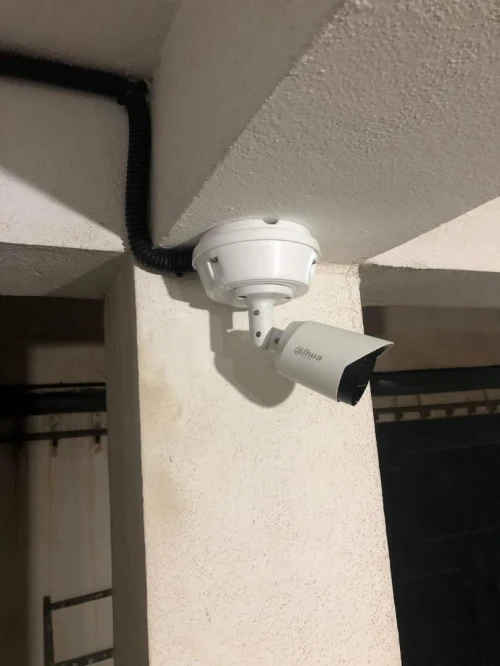 Installation caméra de surveillance avec garantie et autorisation