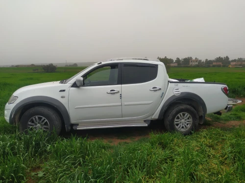 Mitsubishi L200 2011 Doube cabine Evolution