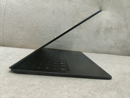 Surface Laptop 5 I7-1255U 16gb Ram 256 SSD ecran tactile