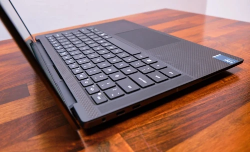(vendu) Dell Precision 5490 Ultra 7-165H VPRO 64GO RAM 512 GO SSDRTX A2000 ADA