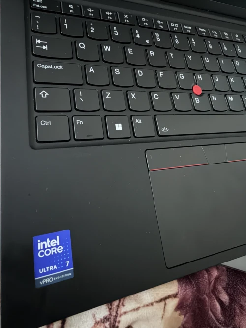 LENOVO THINKPAD X1 CARBON GEN 13 AURA EDITION ULTRA 7 EVO 268V 32GO  512 ssd