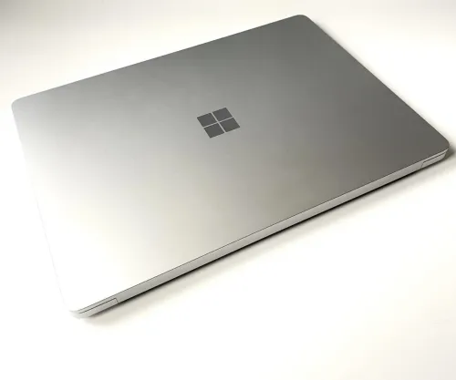 (vendu)MICROSOFT SURFACE LAPTOP 7 - SNAPDRAGON X PLUS - 16GB - 256GB SSD - 13.8 TACTILE - QUALCOMM ADRENO