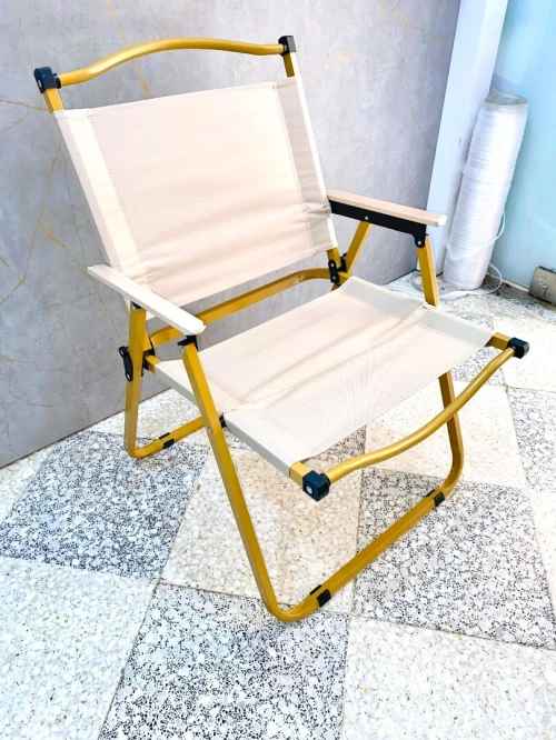 Chaise pliante gros détail