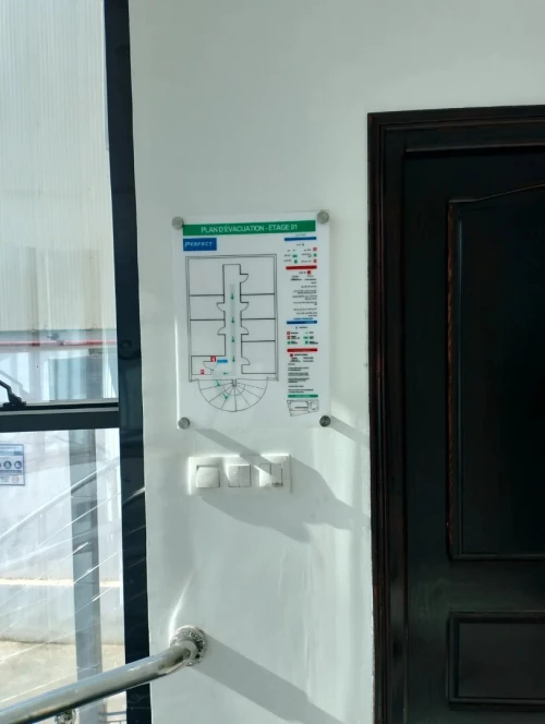 Autocollant & Panneau Signalisation Sécurité (Extincteur, Sortie, Danger HSE ) - Prix Gros/Détail