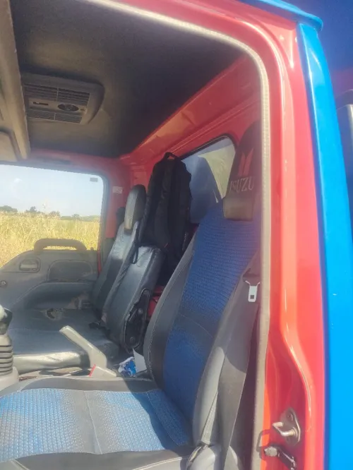 Isuzu Npr 2003