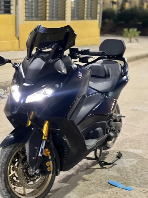 Yamaha Tmax562 2022