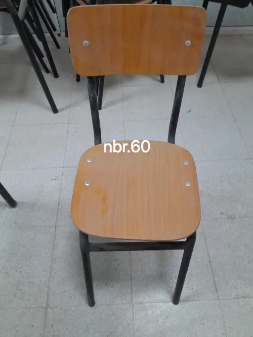 Vends chaises & tables scolaires