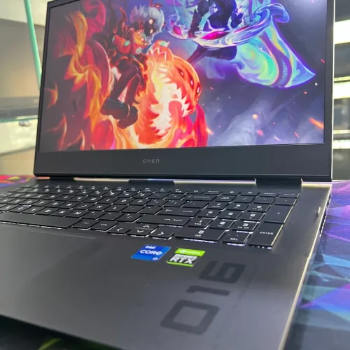 HP OMEN LAPTOP 16-b0000 FHD 16.1" IPS 60HZ | INTEL I7-11800H | RTX 3050 4GB | 16GB RAM DDR5 | 512 SSD NVME
