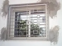 Fabrication porte-fenêtre métallique sur mesure sur commande avec montage