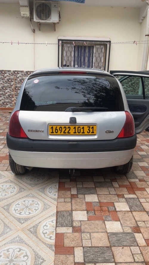 Clio Bonya 2001 