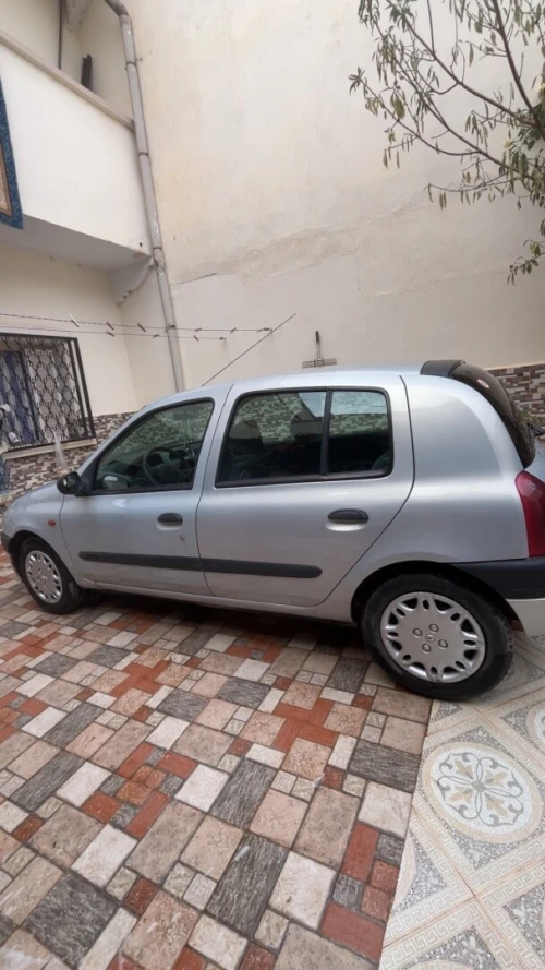 Clio Bonya 2001 